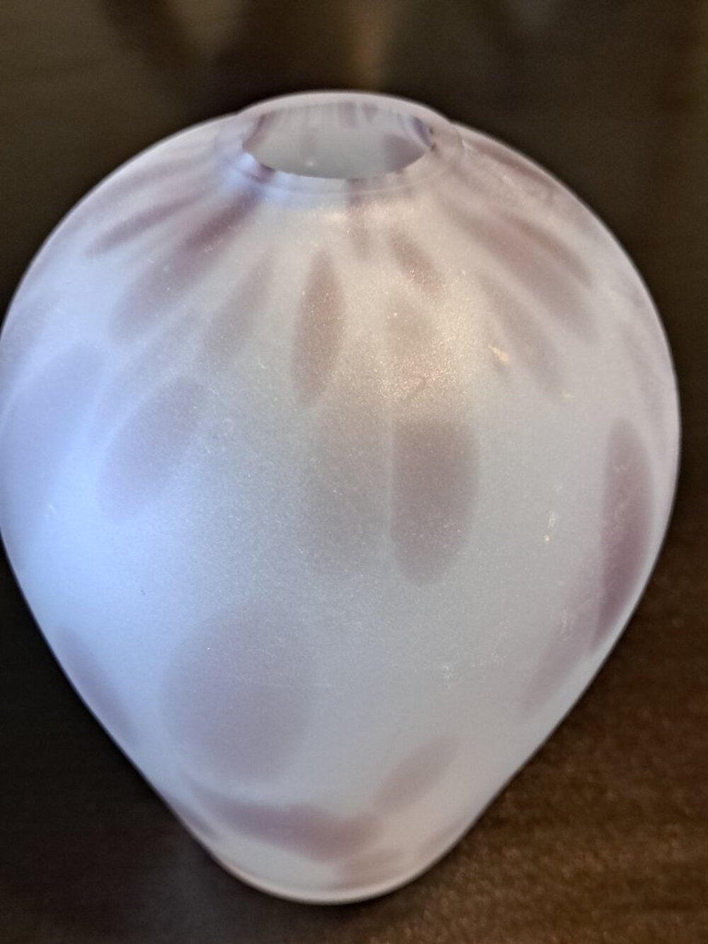 Vintage Crowning Touch Lavender Purple Glass Art Vase - Taiwan Decor